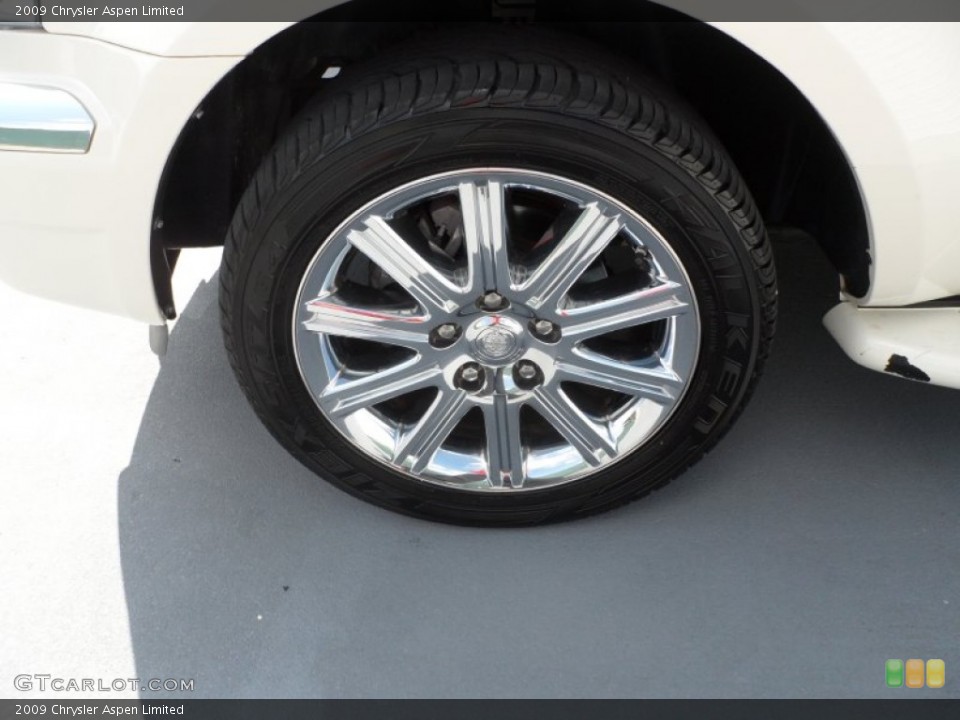 2009 Chrysler Aspen Limited Wheel and Tire Photo #68750803