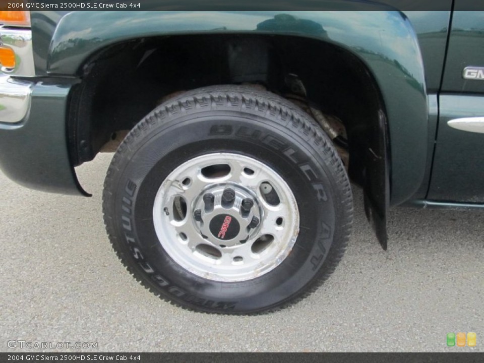 2004 GMC Sierra 2500HD SLE Crew Cab 4x4 Wheel and Tire Photo #68755914