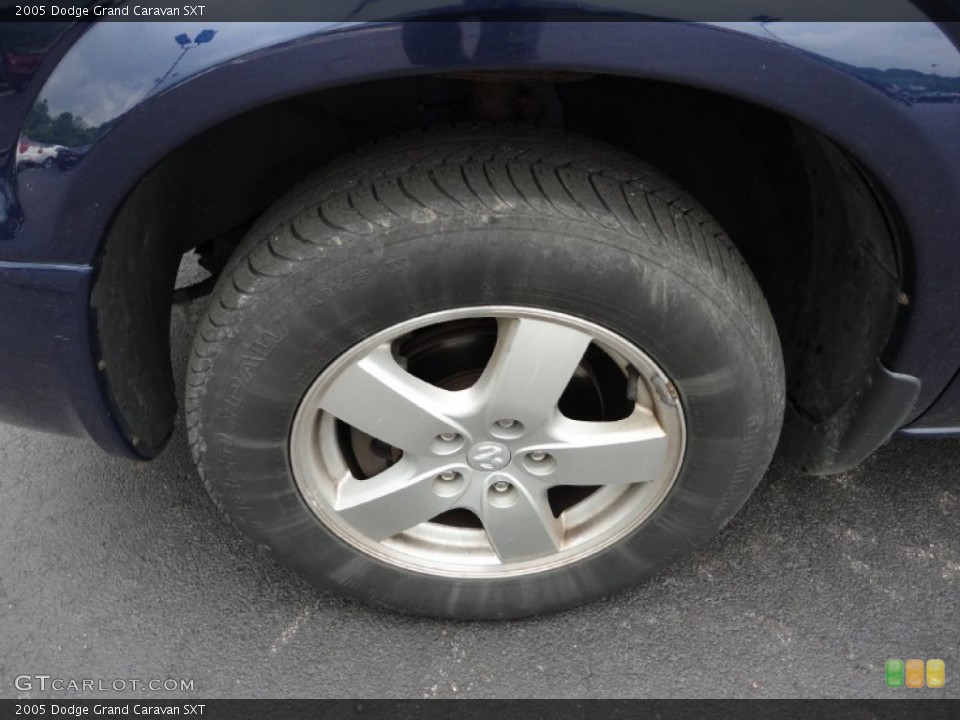 2005 Dodge Grand Caravan SXT Wheel and Tire Photo #68765458