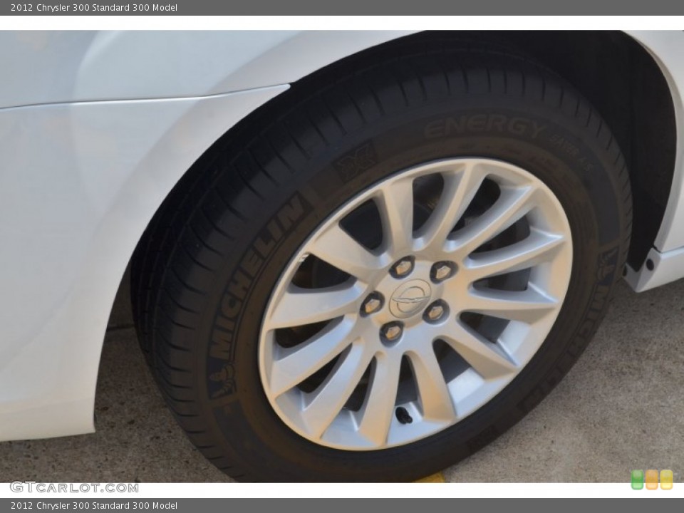 2012 Chrysler 300  Wheel and Tire Photo #68770231