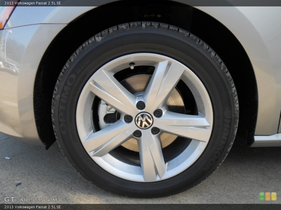 2013 Volkswagen Passat 2.5L SE Wheel and Tire Photo #68813852