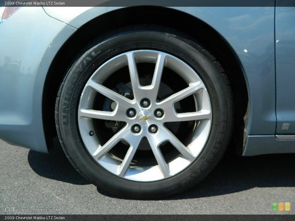2009 Chevrolet Malibu LTZ Sedan Wheel and Tire Photo #68814965