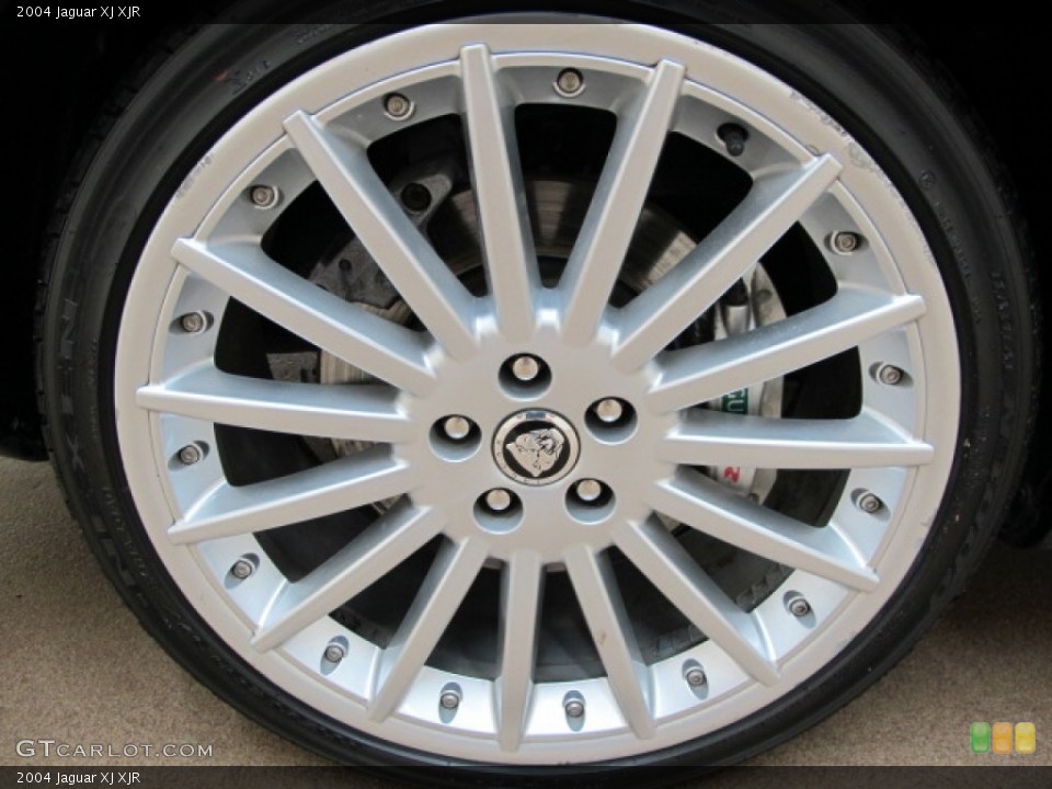 2004 Jaguar XJ XJR Wheel and Tire Photo #68816963