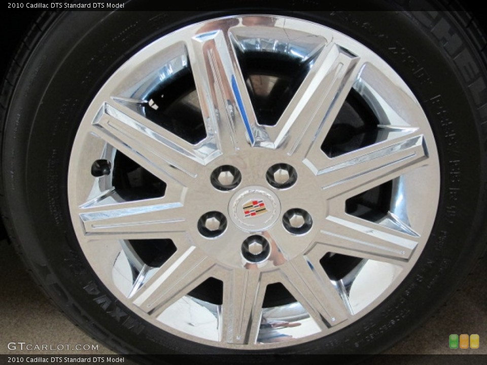 2010 Cadillac DTS  Wheel and Tire Photo #68819894