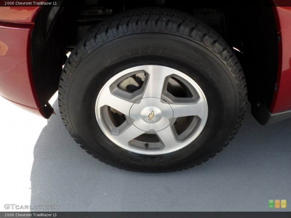 2006 Chevrolet TrailBlazer LS Wheel and Tire Photo #68823107