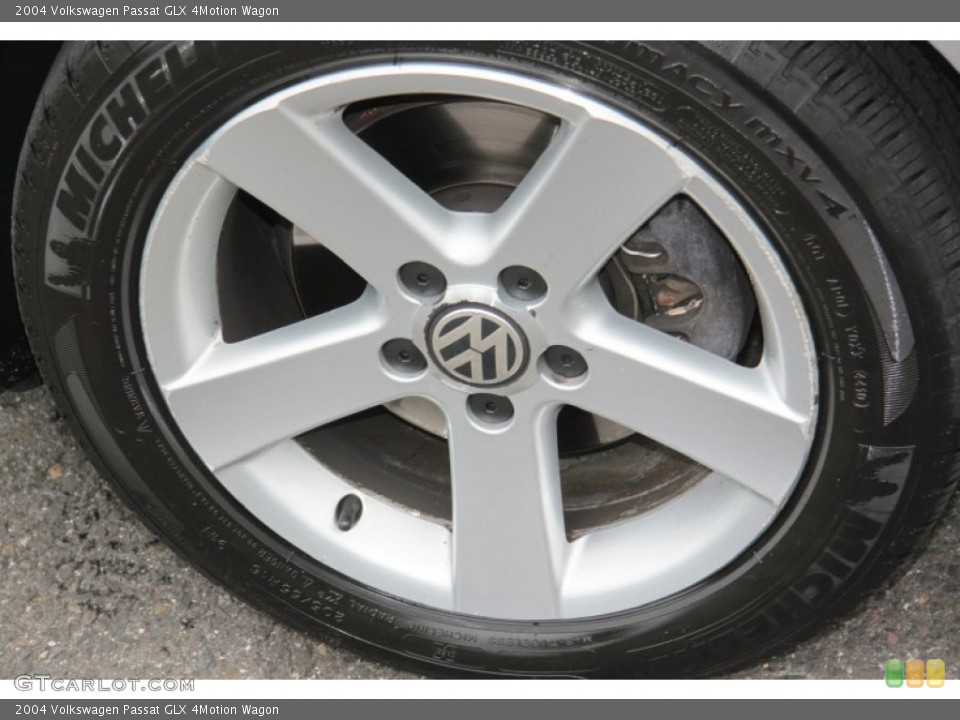 2004 Volkswagen Passat GLX 4Motion Wagon Wheel and Tire Photo #68823587