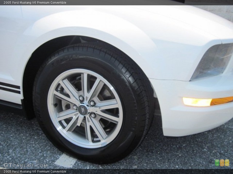 2005 Ford Mustang V6 Premium Convertible Wheel and Tire Photo #68834727