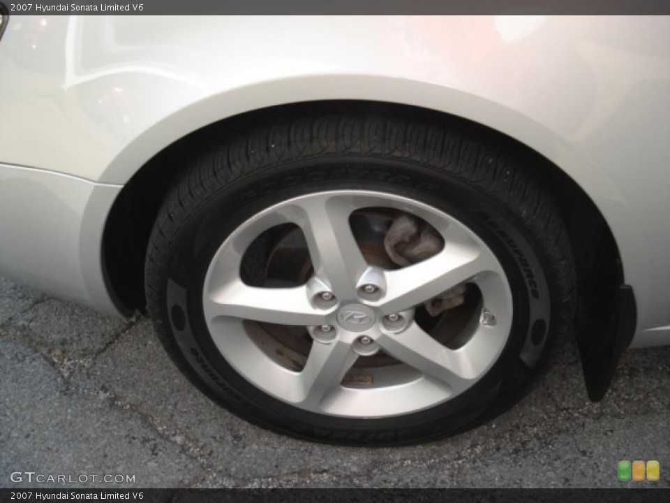 2007 Hyundai Sonata Limited V6 Wheel and Tire Photo #68836482