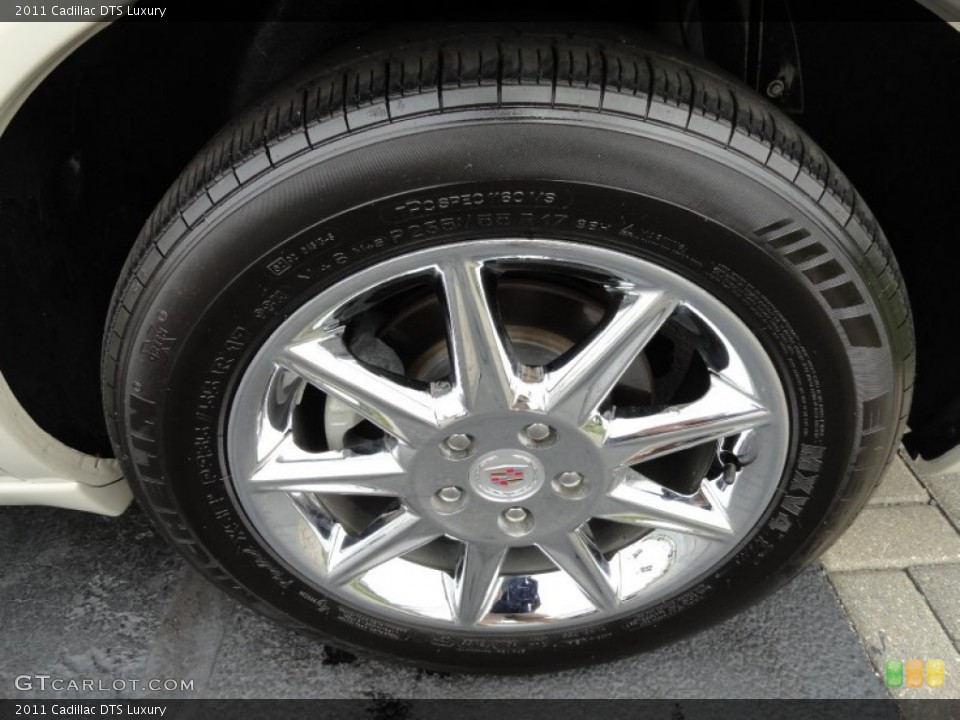2011 Cadillac DTS Luxury Wheel and Tire Photo #68842494