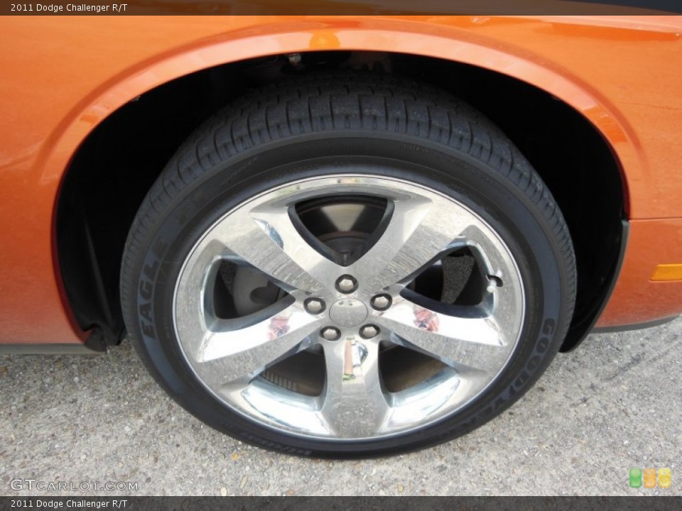2011 Dodge Challenger R/T Wheel and Tire Photo #68855490