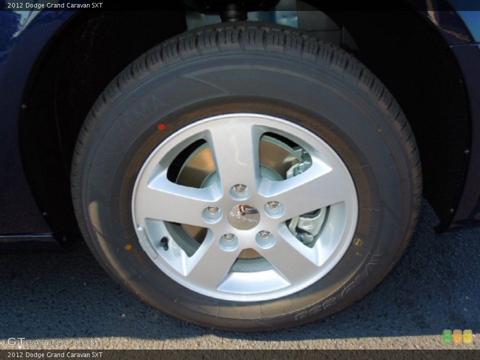 2012 Dodge Grand Caravan SXT Wheel and Tire Photo #68884917