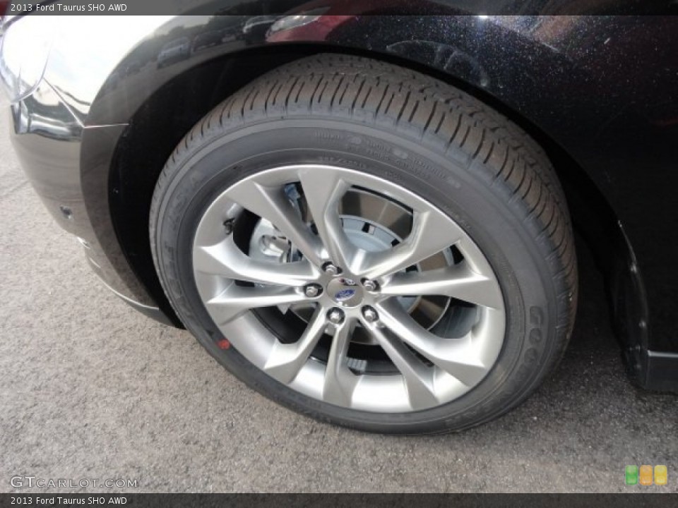 2013 Ford Taurus SHO AWD Wheel and Tire Photo #68887488
