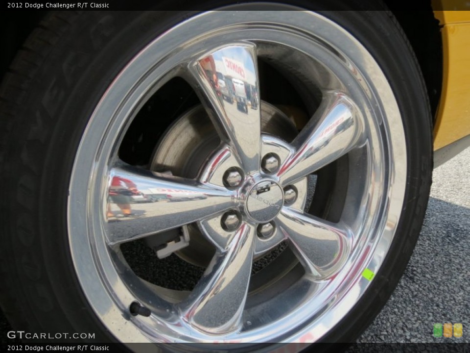 2012 Dodge Challenger R/T Classic Wheel and Tire Photo #68929731