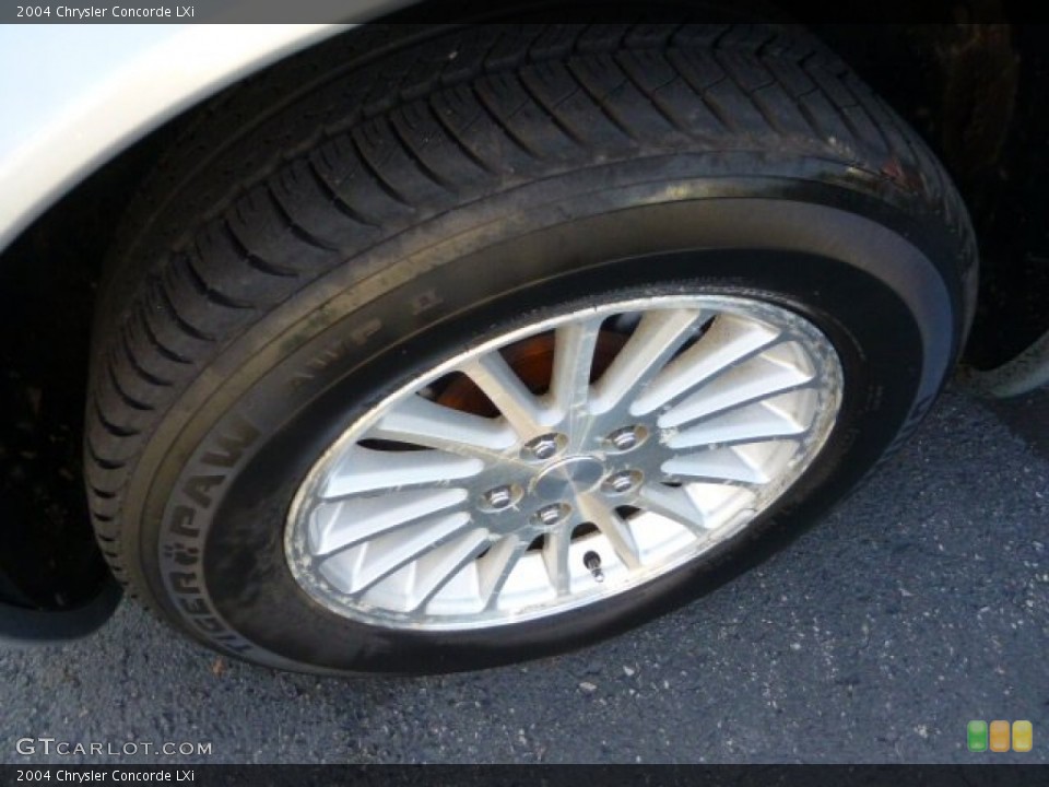 2004 Chrysler Concorde LXi Wheel and Tire Photo #68934348