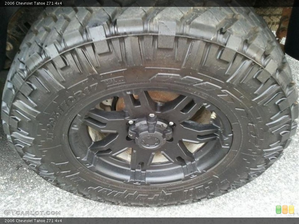 2006 Chevrolet Tahoe Custom Wheel and Tire Photo #68935563