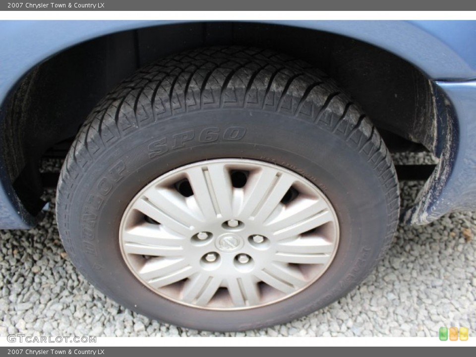 2007 Chrysler Town & Country LX Wheel and Tire Photo #68960834