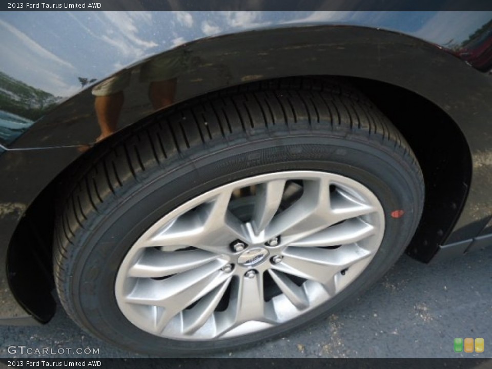 2013 Ford Taurus Limited AWD Wheel and Tire Photo #68976497