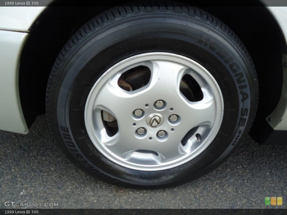 1999 Lexus ES Wheels and Tires