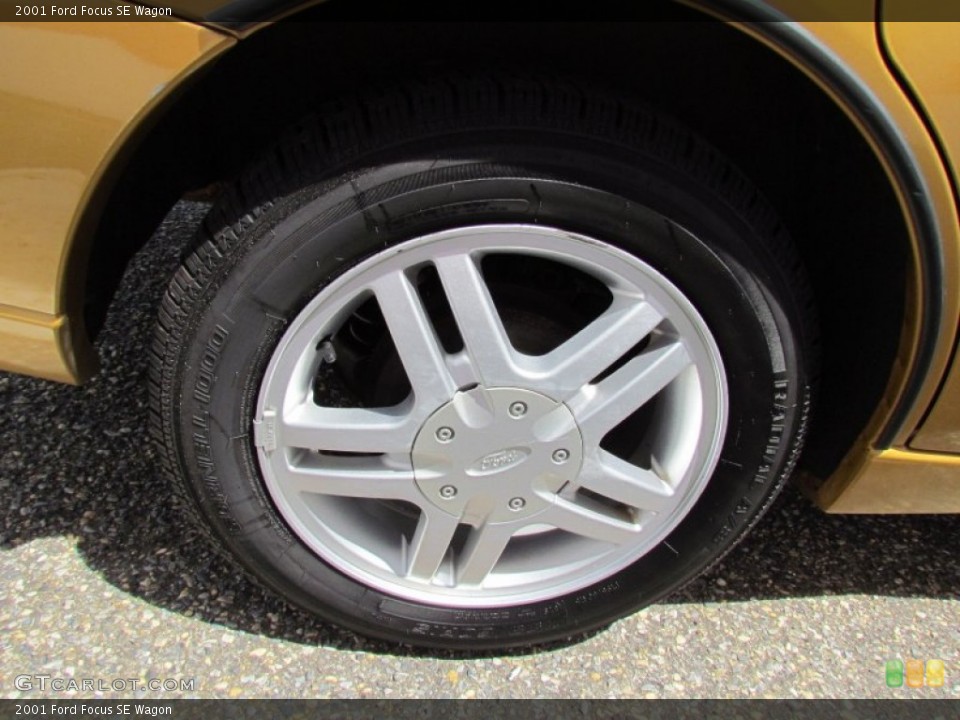 2001 Ford Focus SE Wagon Wheel and Tire Photo #69013606