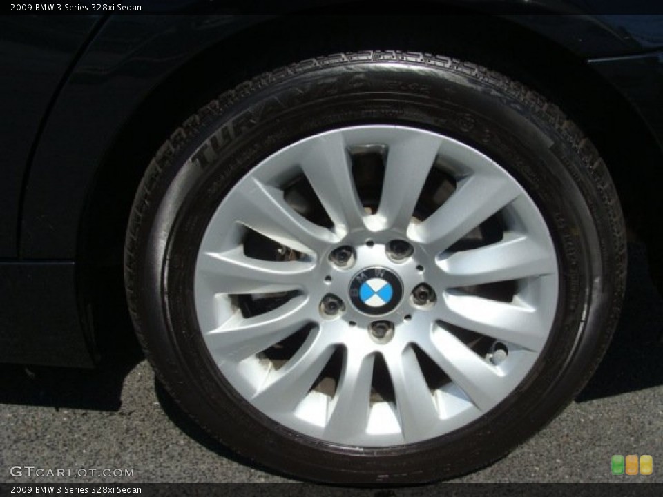 2009 BMW 3 Series 328xi Sedan Wheel and Tire Photo #69054482