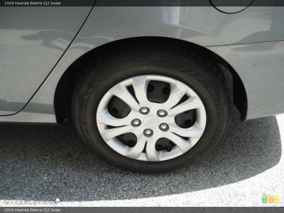 2009 Hyundai Elantra GLS Sedan Wheel and Tire Photo #69118652