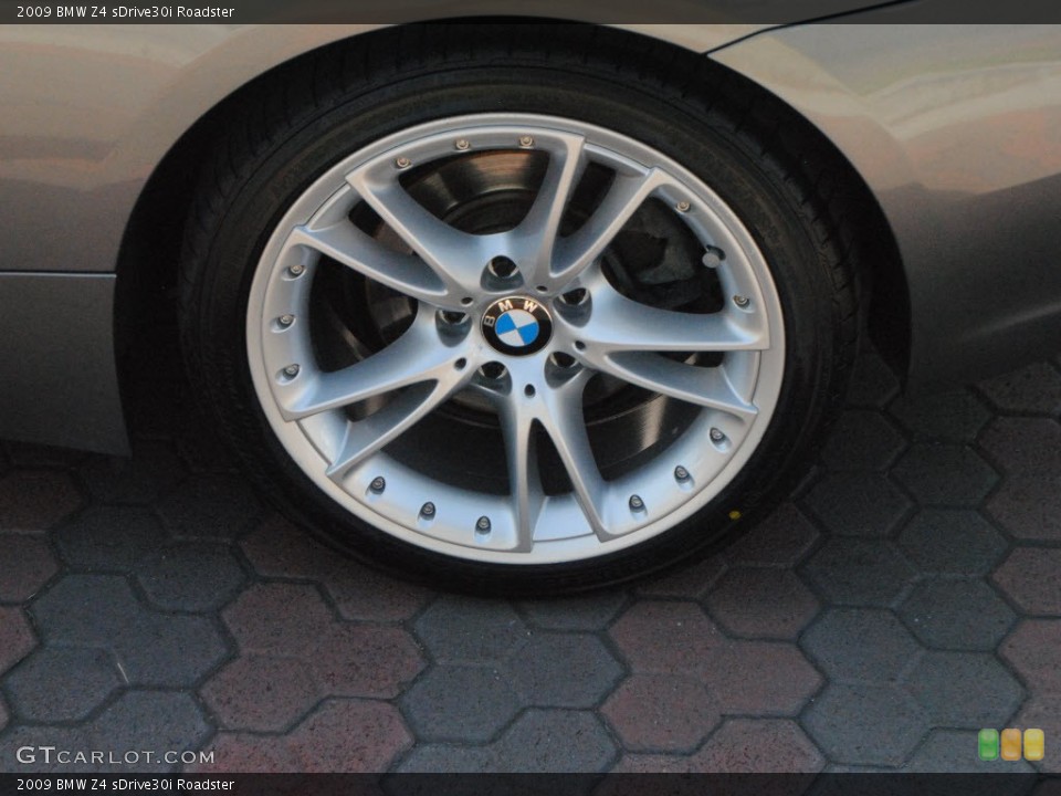 2009 BMW Z4 sDrive30i Roadster Wheel and Tire Photo #69123287