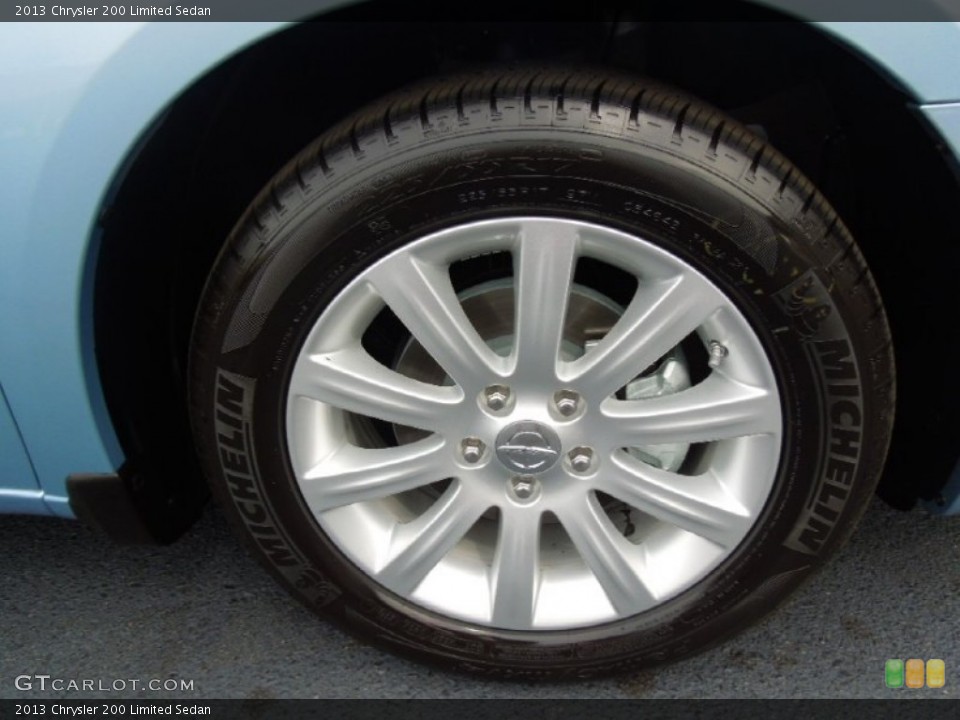 2013 Chrysler 200 Limited Sedan Wheel and Tire Photo #69161329