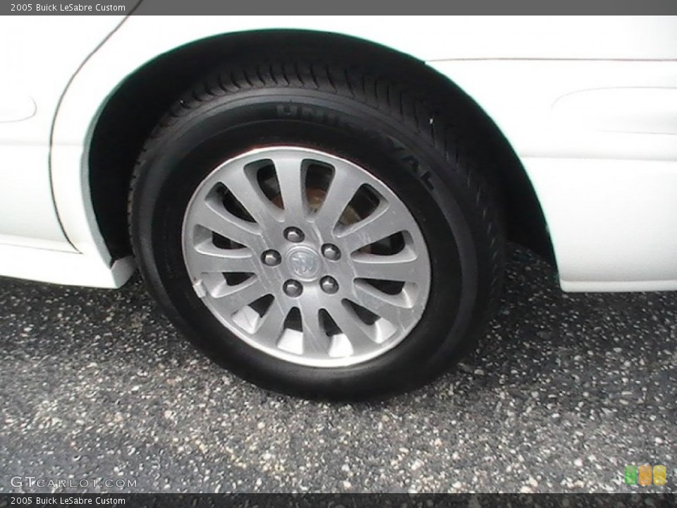 2005 Buick LeSabre Custom Wheel and Tire Photo #69201398