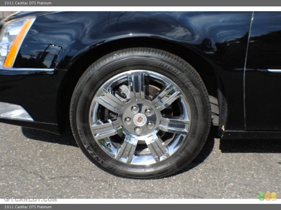 2011 Cadillac DTS Platinum Wheel and Tire Photo #69233772