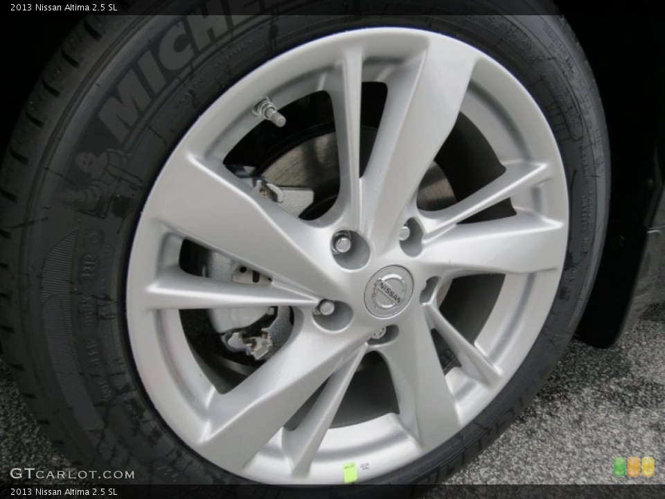 2013 Nissan Altima 2.5 SL Wheel and Tire Photo #69247554