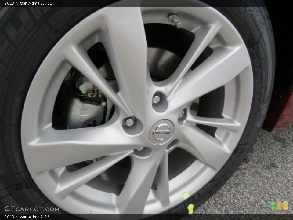 2013 Nissan Altima 2.5 SL Wheel and Tire Photo #69248081