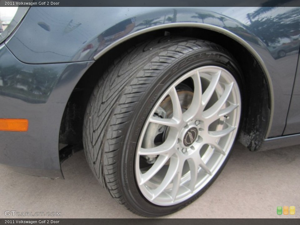 2011 Volkswagen Golf 2 Door Wheel and Tire Photo #69248946