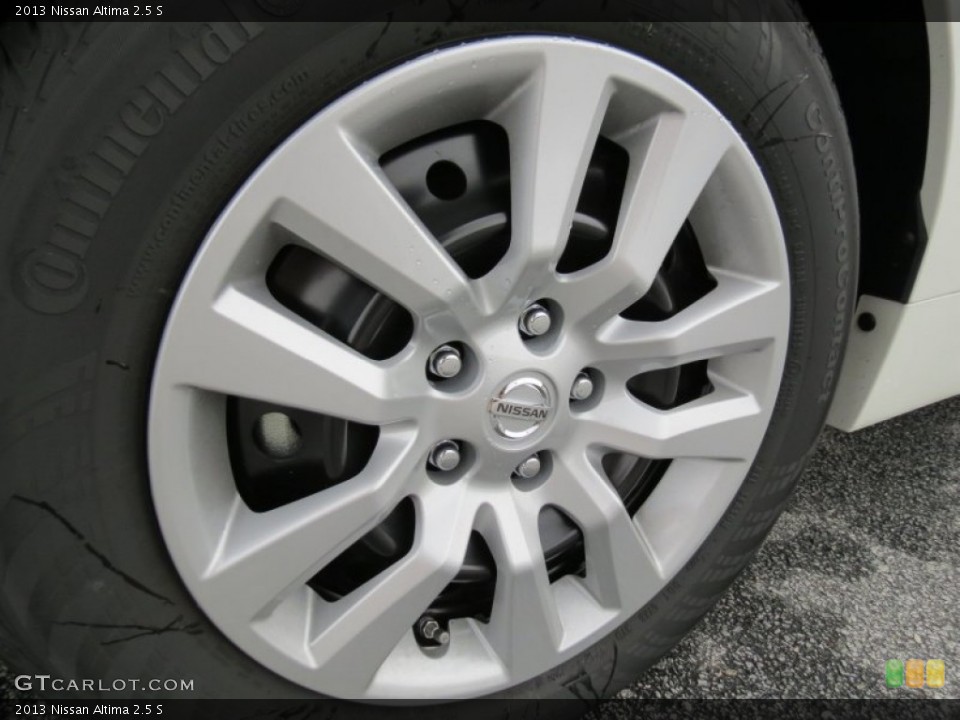 2013 Nissan Altima 2.5 S Wheel and Tire Photo #69249183