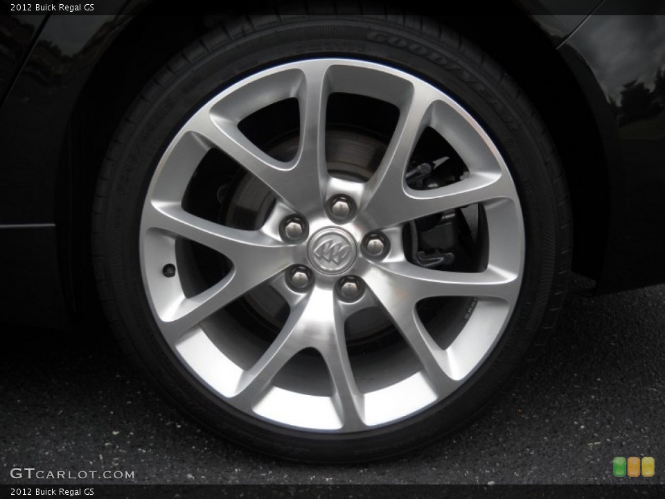 2012 Buick Regal GS Wheel and Tire Photo #69263664