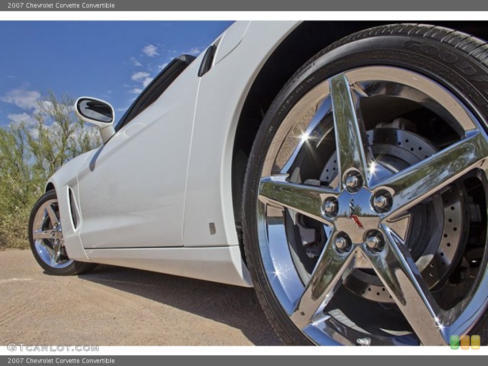 2007 Chevrolet Corvette Convertible Wheel and Tire Photo #69325416