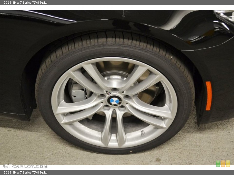 2013 BMW 7 Series 750i Sedan Wheel and Tire Photo #69364980