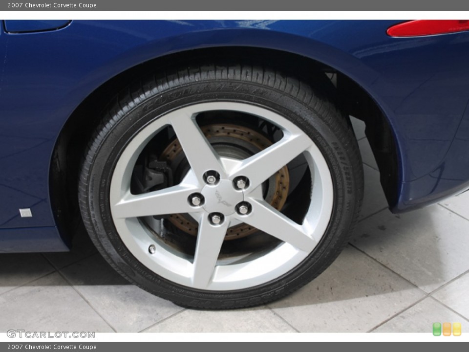 2007 Chevrolet Corvette Coupe Wheel and Tire Photo #69381475