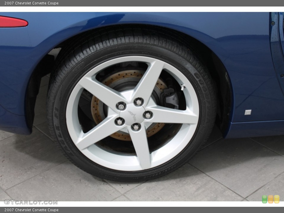 2007 Chevrolet Corvette Coupe Wheel and Tire Photo #69381484