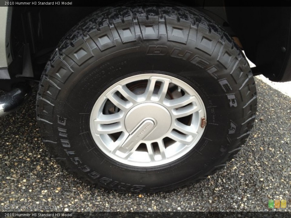 2010 Hummer H3  Wheel and Tire Photo #69386374