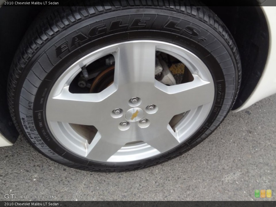 2010 Chevrolet Malibu LT Sedan Wheel and Tire Photo #69393391