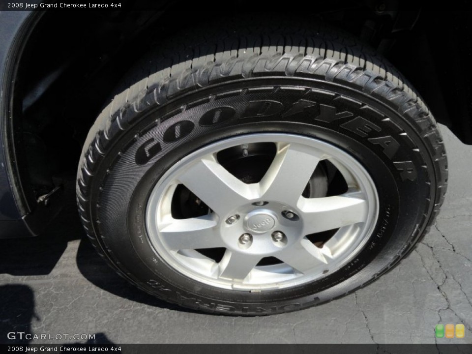 2008 Jeep Grand Cherokee Laredo 4x4 Wheel and Tire Photo #69411328