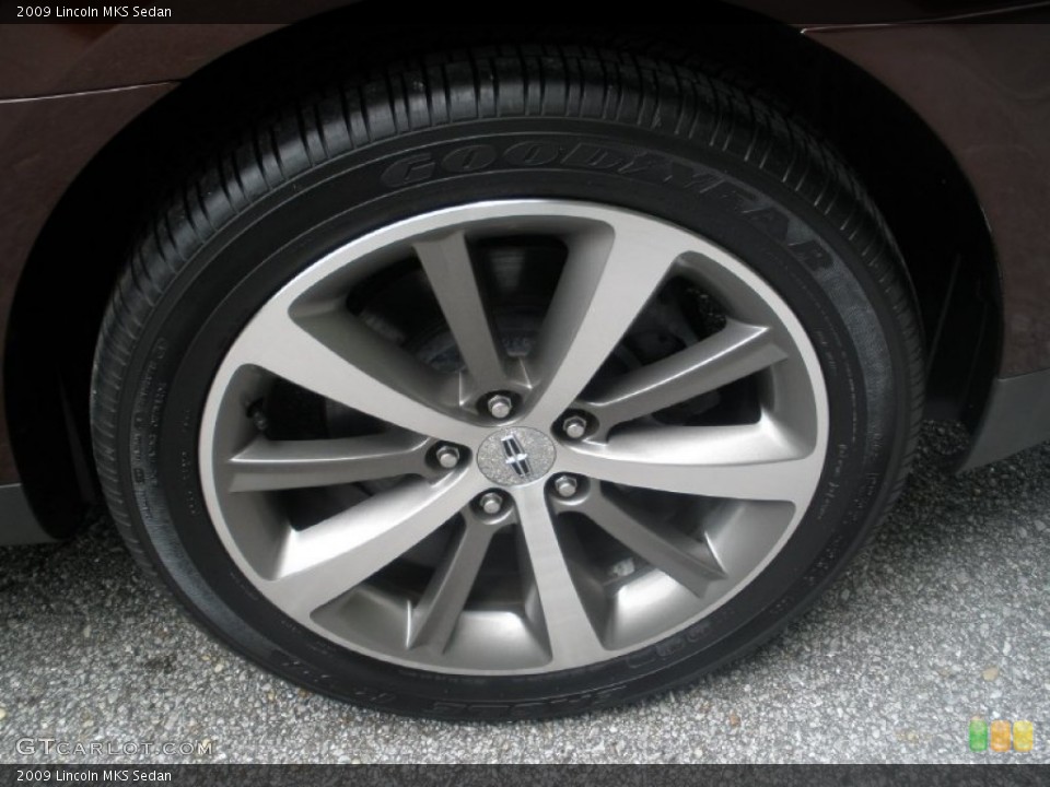 2009 Lincoln MKS Sedan Wheel and Tire Photo #69425500