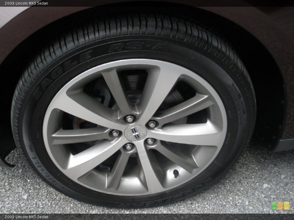 2009 Lincoln MKS Sedan Wheel and Tire Photo #69425509