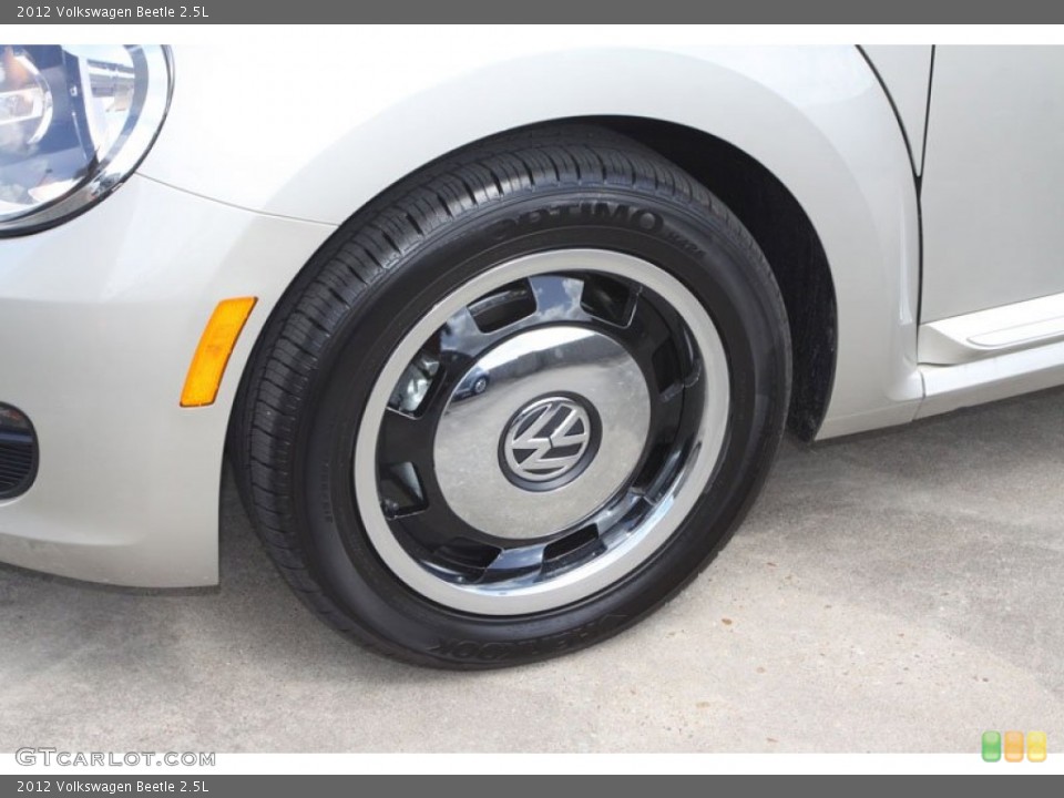2012 Volkswagen Beetle 2.5L Wheel and Tire Photo #69476606
