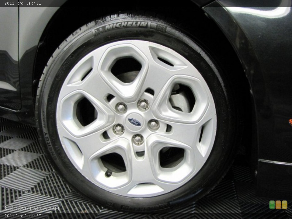 2011 Ford Fusion SE Wheel and Tire Photo #69477358