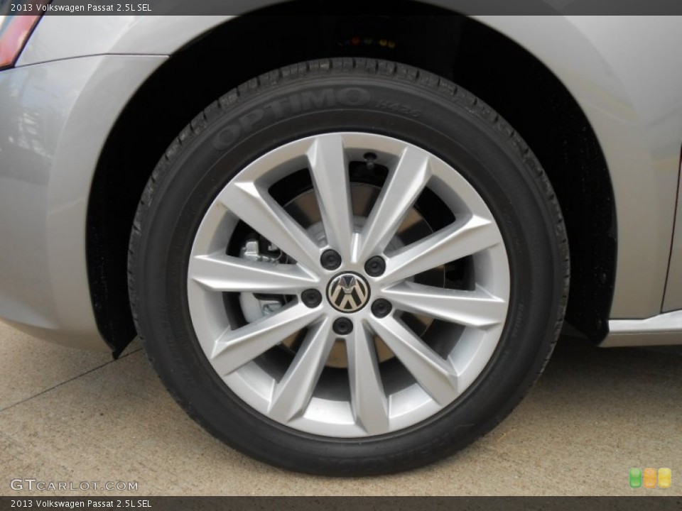 2013 Volkswagen Passat 2.5L SEL Wheel and Tire Photo #69493903
