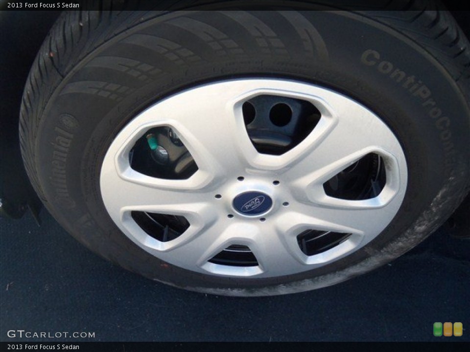 2013 Ford Focus S Sedan Wheel and Tire Photo #69545292