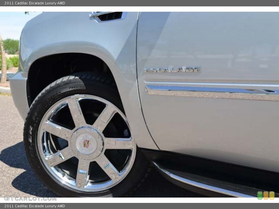 2011 Cadillac Escalade Luxury AWD Wheel and Tire Photo #69549312