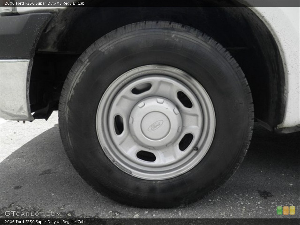 2006 Ford F250 Super Duty XL Regular Cab Wheel and Tire Photo #69568437