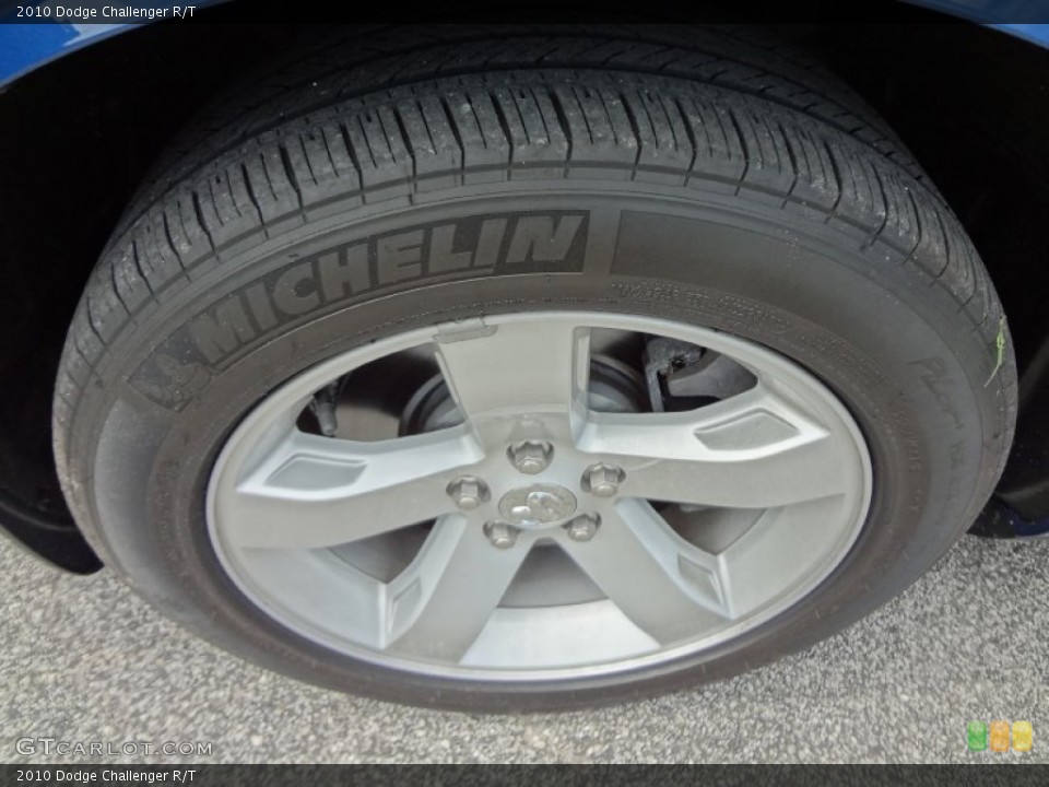 2010 Dodge Challenger R/T Wheel and Tire Photo #69589156